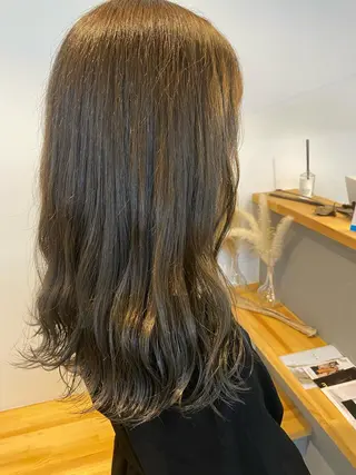 セミロング カラー 🌼ハイライト透明感 🌼maiのヘアスタイル