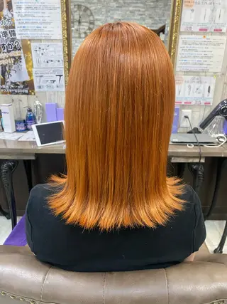 ミディアム 土屋朱理/ ハイトーンカラーのヘアスタイル