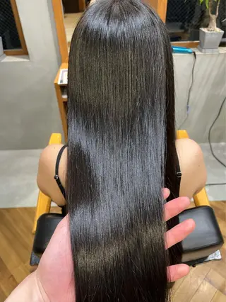 ロング 5:8所属・吉祥寺【髪質改善カラ ー/ブリーチ】藤井のヘアスタイル