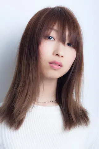 セミロング カラー RESBORN所属・長岡 大偉のヘアスタイル