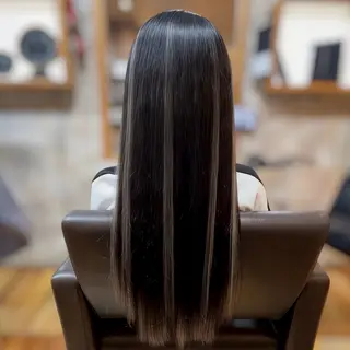 ロング YELLOW CORN 金沢文庫所属・【金沢文庫4分】髪質 改善/縮毛矯正アラタのヘアスタイル