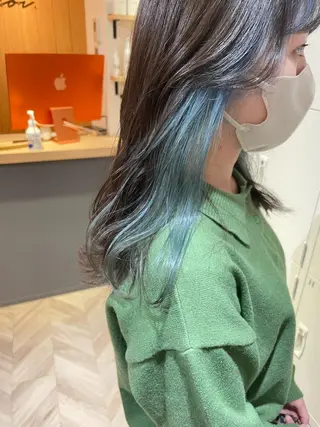 セミロング カラー akane .のヘアスタイル