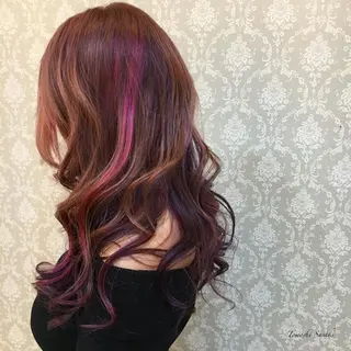 カラー ササキ トモシのヘアスタイル