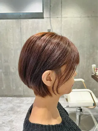ショート カラー 松原 歩のヘアスタイル