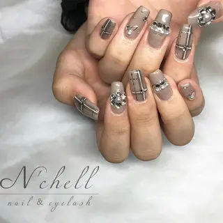 ネイル Nailist Aoiのネイルデザイン