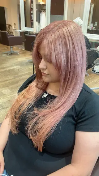 ロング カラー TAYA 心斎橋所属・山本 聖真のヘアスタイル