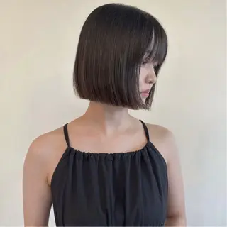 ショート レイヤーカット/ルー ツカラー/EMIRIのヘアスタイル