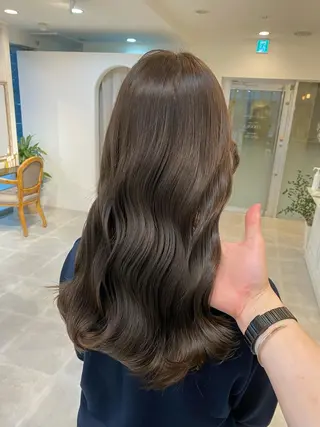 ロング カラー ブリーチなし✨艶髪 カラー𓃲YAGIのヘアスタイル