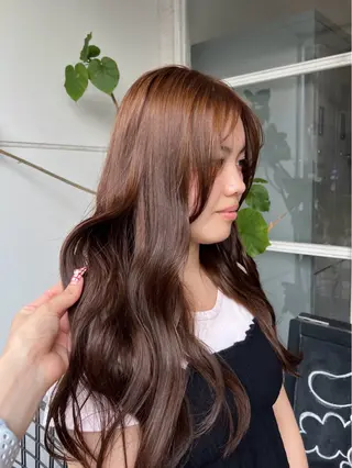 ロング カラー たきざわ ひなの／カラーモデルのヘアスタイル