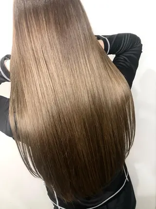 ロング カラー レイヤーカット匠 イソザキノリユキのヘアスタイル