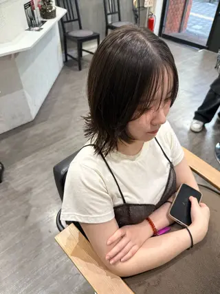 ミディアム パーマ 上田 紗也のヘアスタイル