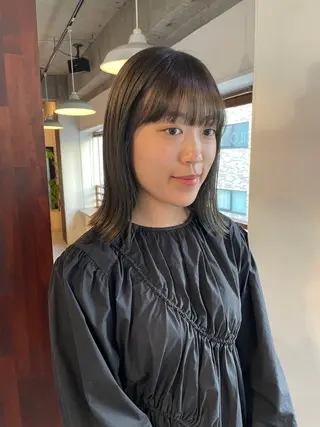 ミディアム カラー silo所属・silo MOKA 顔周りカット🦦のヘアスタイル