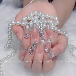 ネイル 玲央 YOYOのネイルデザイン