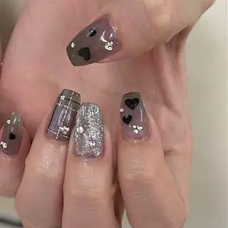 ネイル アトリエ　ミモザ所属・いまむら あかりのネイルデザイン