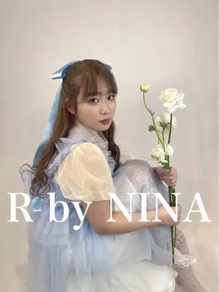 ロング R by NINA かずなのヘアスタイル