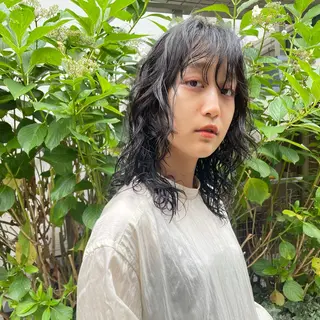 ロング パーマ 🌈圧倒的デザイン パーマ　関和希のヘアスタイル