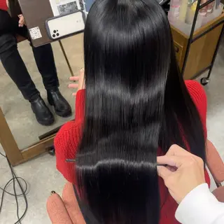 sia所属・縮毛矯正🪞 髪質改善特化谷名勇輝のヘアスタイル