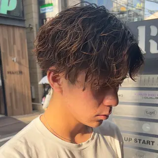 パーマ メンズ Alea by little 横浜所属・♡🌚垢抜け艶カラー Shiori🌝♡のヘアスタイル