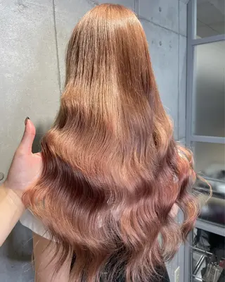 カラー オオカワユウキ 🎀newi池袋のヘアスタイル