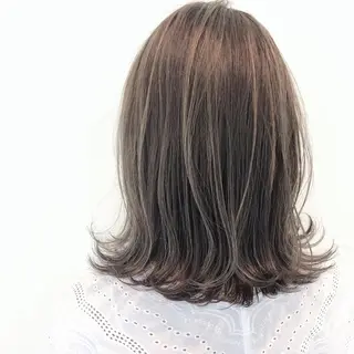 ミディアム カラー The book hand salon所属・伊藤 さやかのヘアスタイル