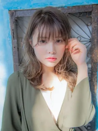 セミロング amie新小岩 misakiのヘアスタイル