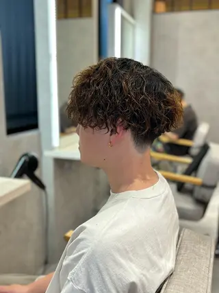 ショート パーマ メンズ 長谷川 湧のヘアスタイル