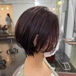 ショート カラー N° 秋田店【ナンバー】のヘアスタイル