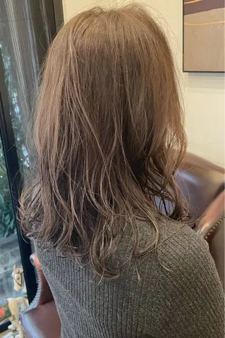 セミロング カラー 村上 滉弥のヘアスタイル