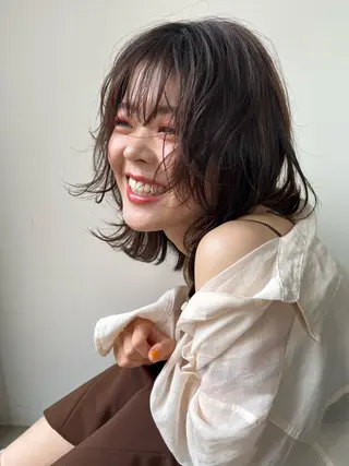 セミロング 大林 エリコのヘアスタイル