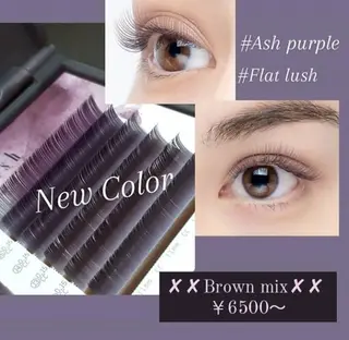 マツエク・マツパ 💜bora .のネイルデザイン