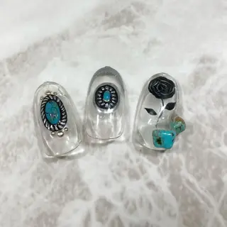 ネイル y mikuのネイルデザイン