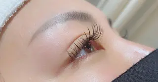 マツエク・マツパ 田上 (たのうえ)のヘアスタイル