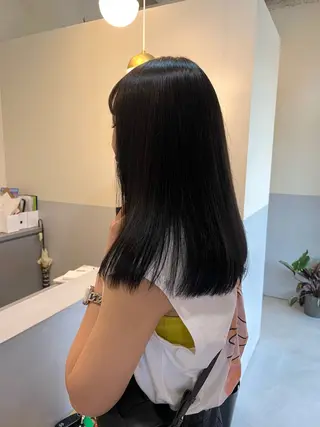 セミロング 神谷 夏帆のヘアスタイル