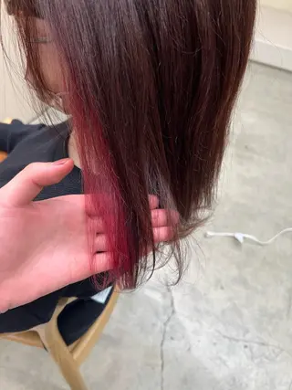 カラー kento レイヤーカットのヘアスタイル