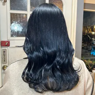 ミディアム BRITS 渡辺 菜々子のヘアスタイル