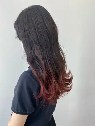 セミロング カラー 🦄インナーカラー 🦄貫井彩花のヘアスタイル