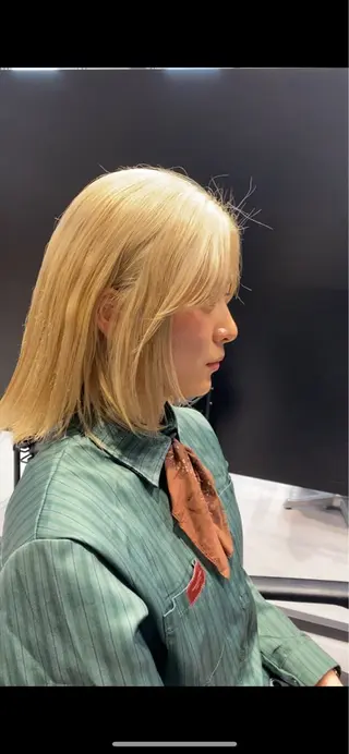 ショート カラー 乾かしただけで艶髪✨ 縮毛矯正天王寺はやとのヘアスタイル