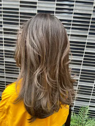 ミディアム カラー Land.所属・【透明感ツヤカラー】 三浦寛之のヘアスタイル