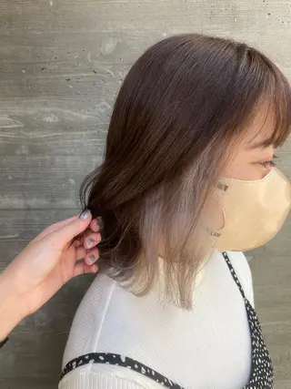 ミディアム カラー 齋藤 結愛のヘアスタイル
