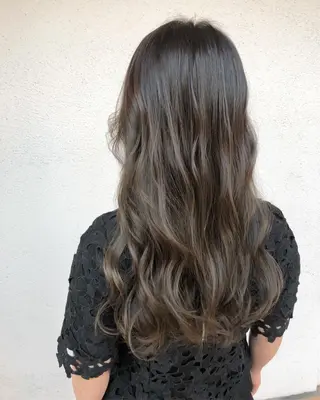 カラー 梅田 NU茶屋町gotoday所属・kana .オリーブ /ナチュラルヘアのヘアスタイル