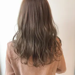 ロング ヤマモト マイのヘアスタイル