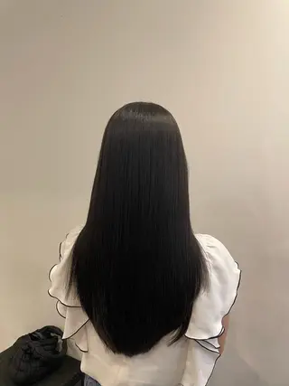 ロング ブリーチカラー/ 細川はるかのヘアスタイル