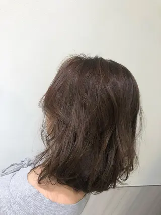 ミディアム 佐々木 碧のヘアスタイル