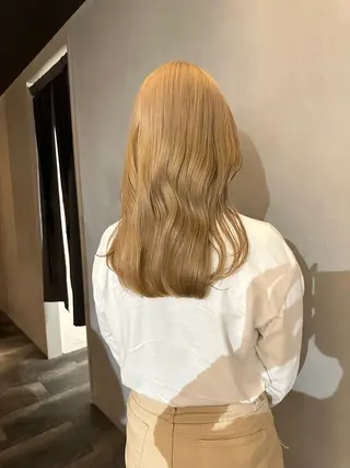 ミディアム カラー 美髪・シールエクステ ホソタニリョウコのヘアスタイル