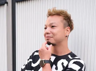 ショート カラー メンズ 大江 聖のヘアスタイル