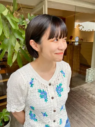 ショート カラー ヘアアレンジ BELLA阿部野 TOMOMIのヘアスタイル