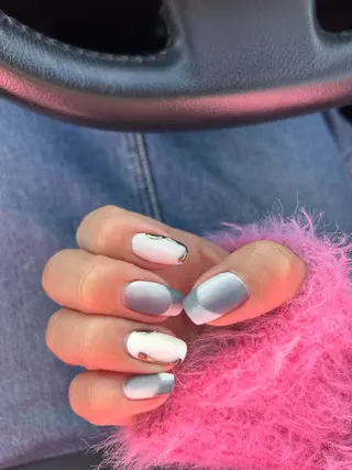 ネイル 大崎 奈々のネイルデザイン