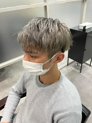 カラー オオカワユウキ 🎀newi池袋のヘアスタイル