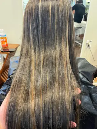 ロング カラー peakshair所属・艶々になる髪質改善 𝒀𝑼𝑻𝑶のヘアスタイル