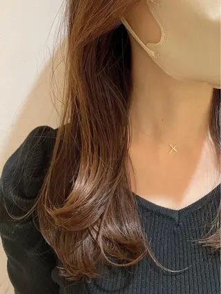 ミディアム カラー 藤井 ヒナのヘアスタイル